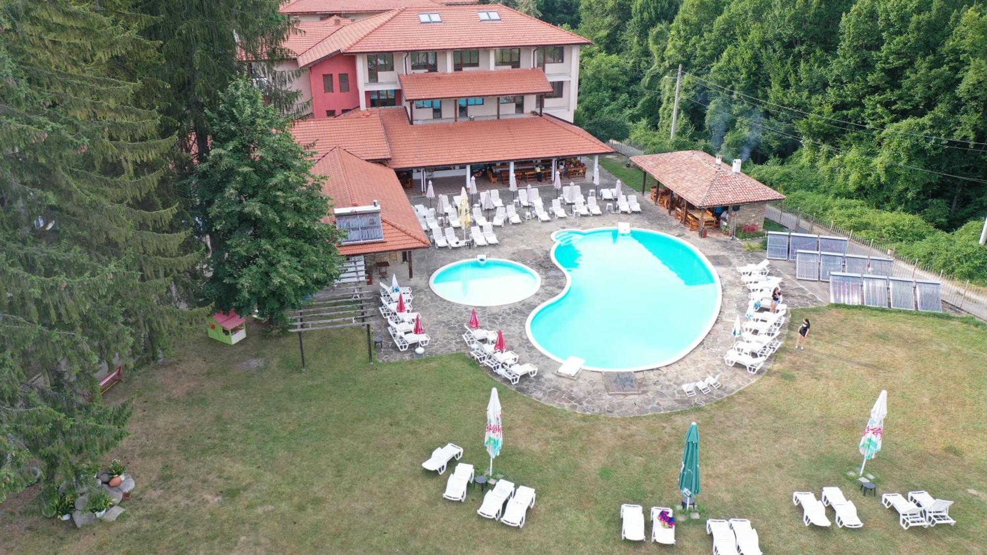 Vidima Apartment Hotel Aprilzi Exterior foto