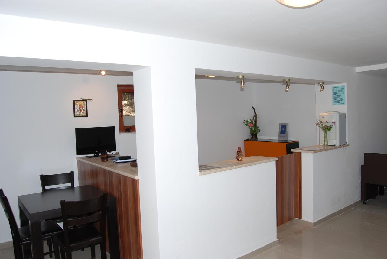 Vidima Apartment Hotel Aprilzi Exterior foto