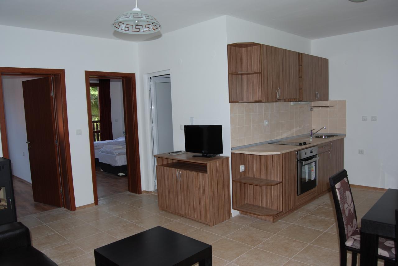 Vidima Apartment Hotel Aprilzi Zimmer foto