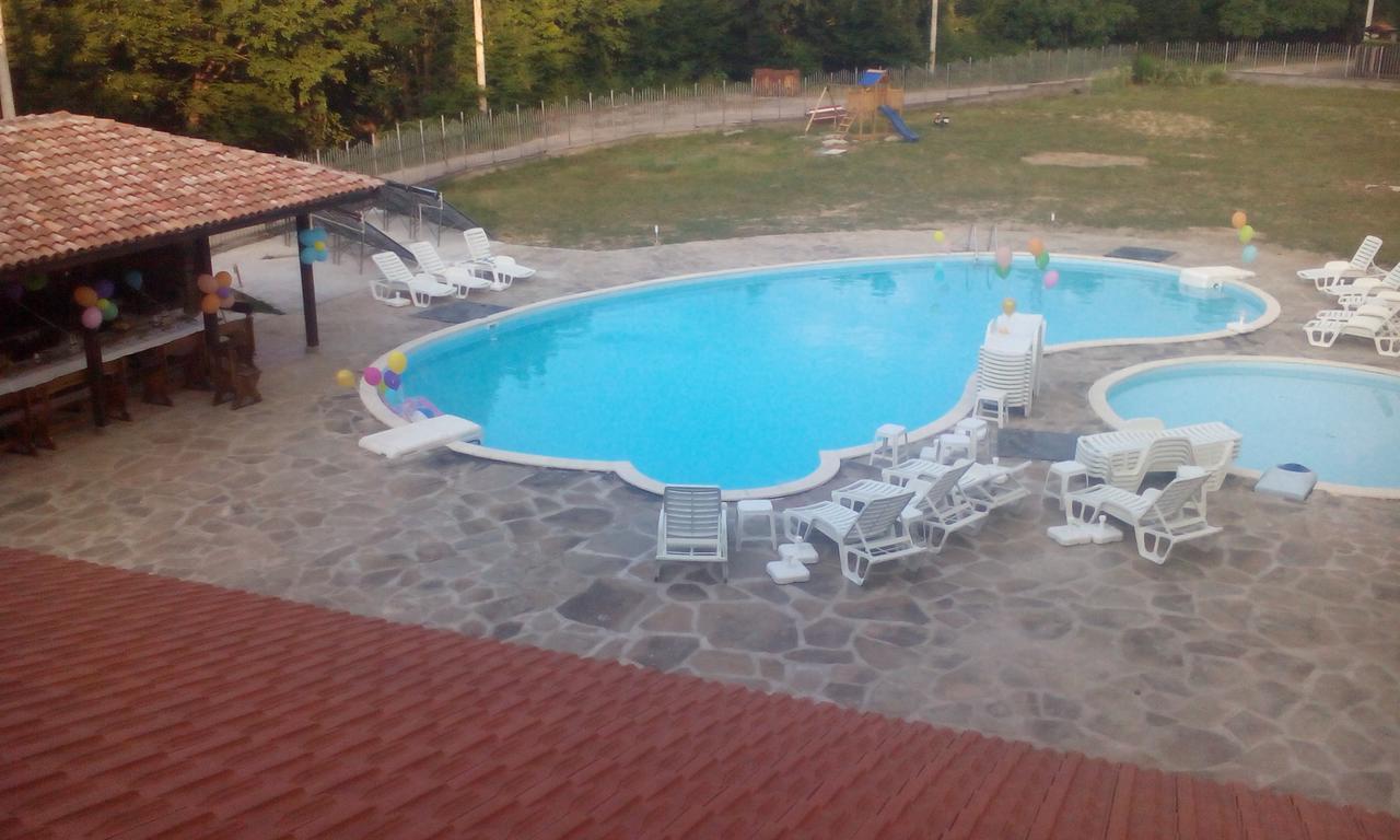 Vidima Apartment Hotel Aprilzi Exterior foto
